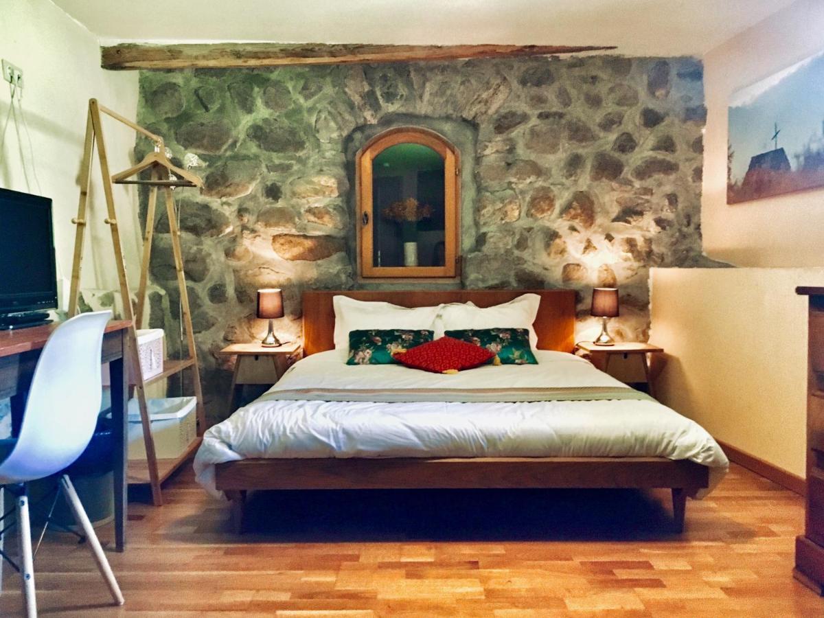 Chambre D'Hotes La Grange Des Ecrins Chabottes Exterior photo