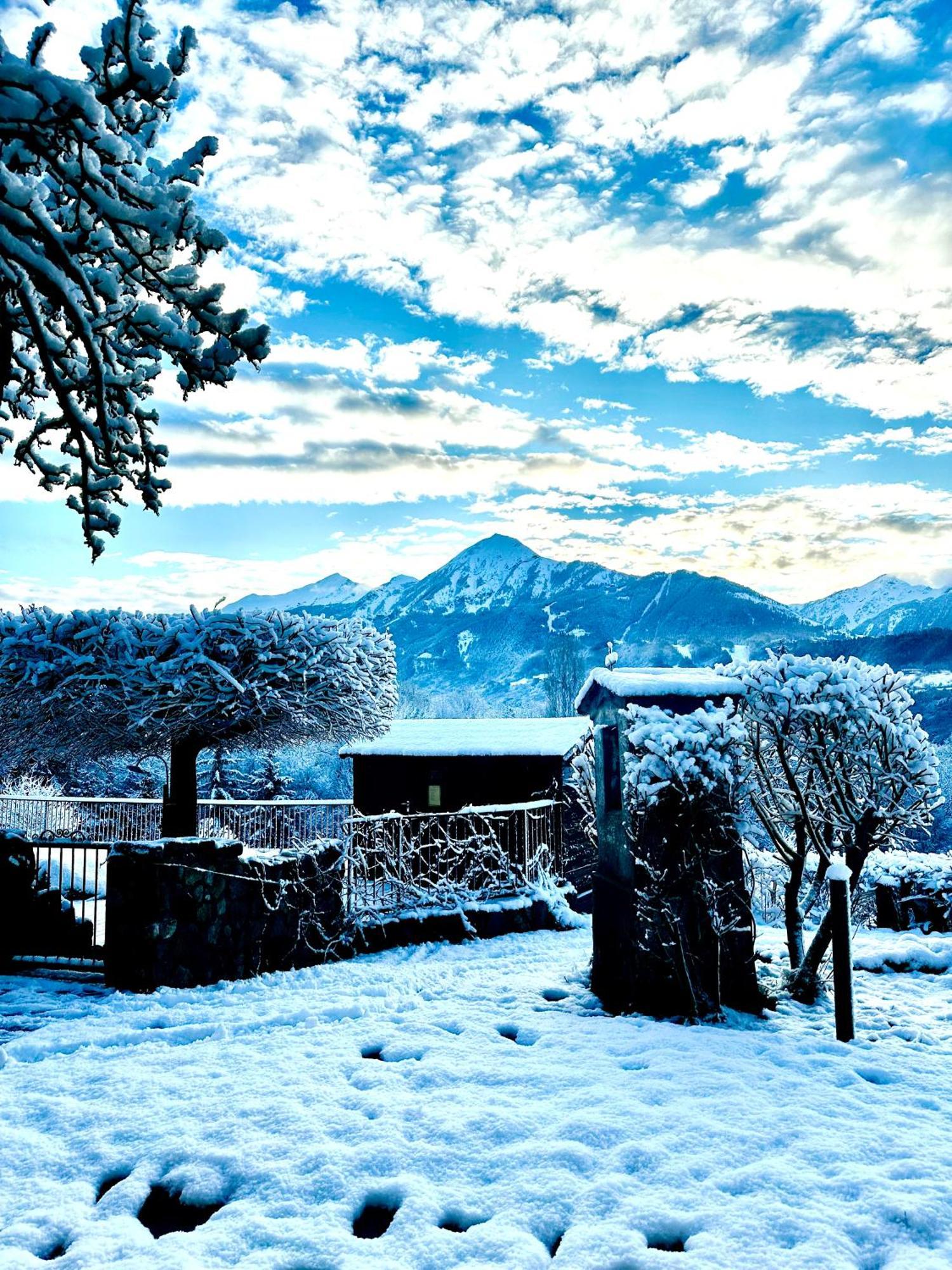 Chambre D'Hotes La Grange Des Ecrins Chabottes Exterior photo